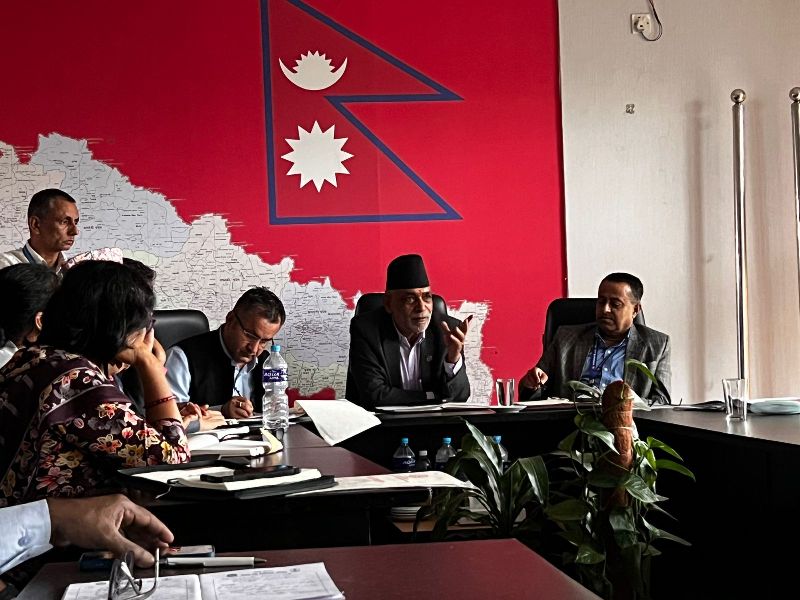 मन्त्रालय र र मातहतका निकायहरुको सेवा सरल र सहजरुपमा पुर्‍याउन कृषिमन्त्रीको निर्देशन