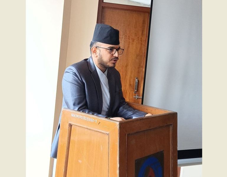 बीमा क्षेत्रको विकासका लागि सूचना प्रविधिको प्रयोग बढाउन अध्यक्ष ओझाको निर्देशन