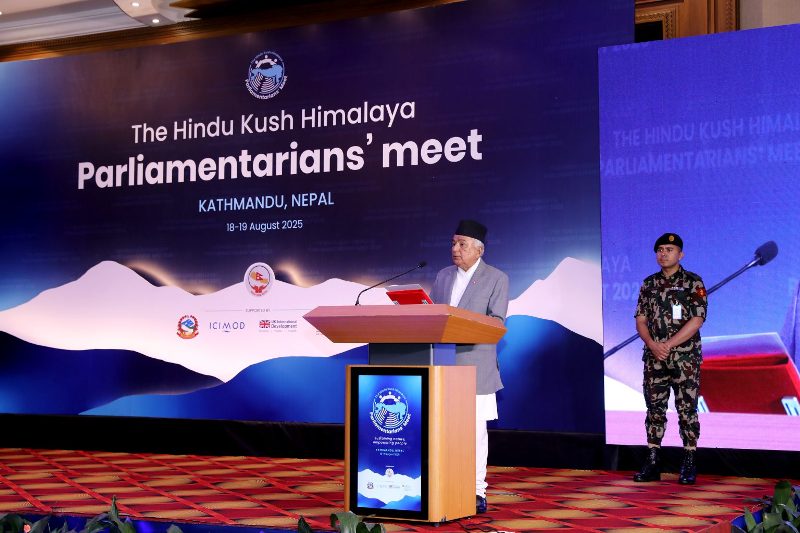 “जलवायु परिवर्तनले ल्याएको संकटापन्न अवस्थालाई मिलेर पार लगाऔं”