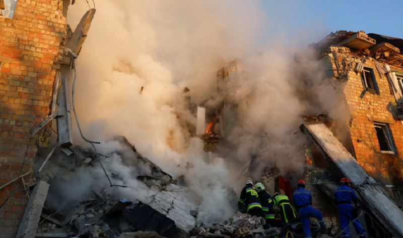 रुसी आक्रमणबाट कीभमा बालबालिकासहित १५ जनाको मृत्यु