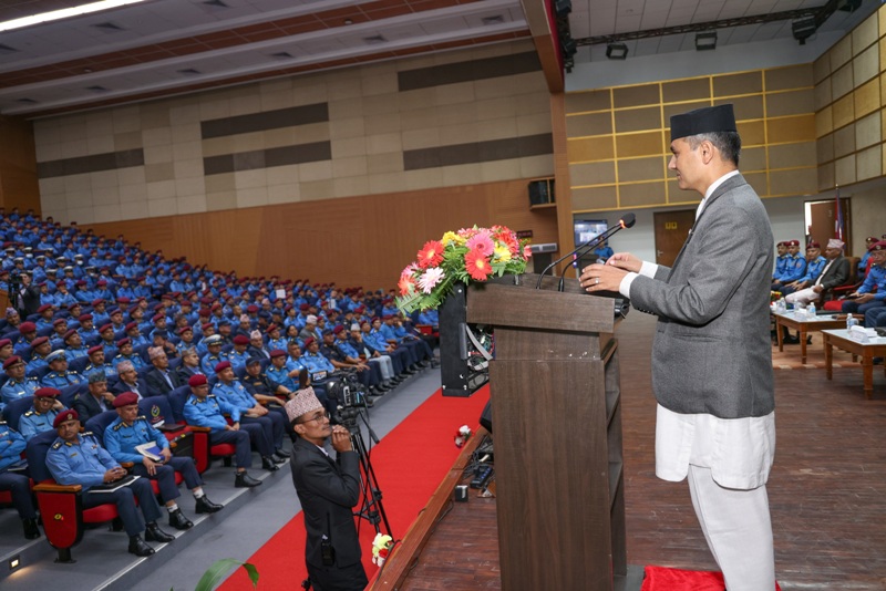 गृहमन्त्री अर्यालद्वारा नेपाल प्रहरी प्रधान कार्यालयको निरीक्षण तथा निर्देशन