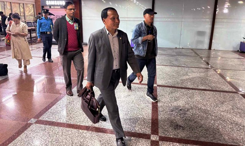 ऊर्जामन्त्री घिसिङ अन्तर्राष्ट्रिय सौर्य गठबन्धन सभामा भाग लिन भारत प्रस्थान