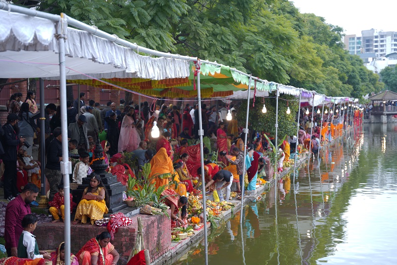 कमलपोखरीमा छठको रौनक (तस्बिरहरू)