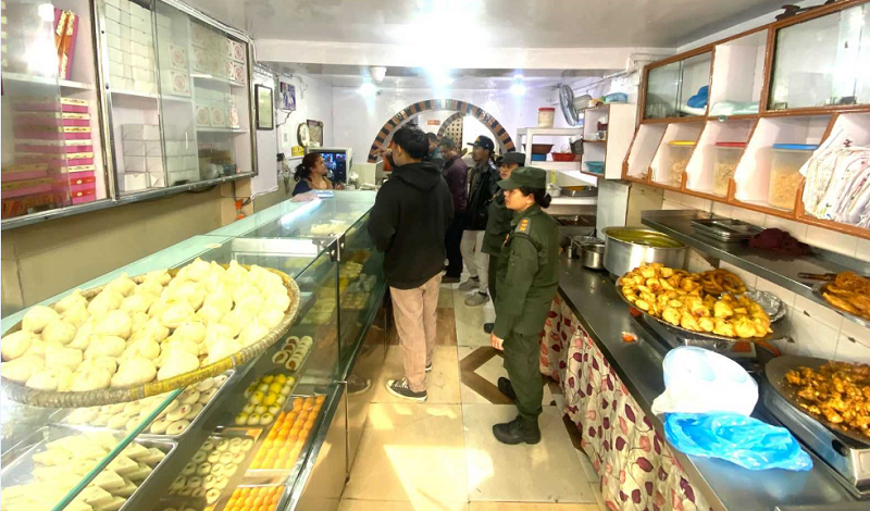 पद्मकन्या कलेजको क्यान्टिन र छात्राबासको भोजन गृहमा कमजोर खाद्य स्वच्छता