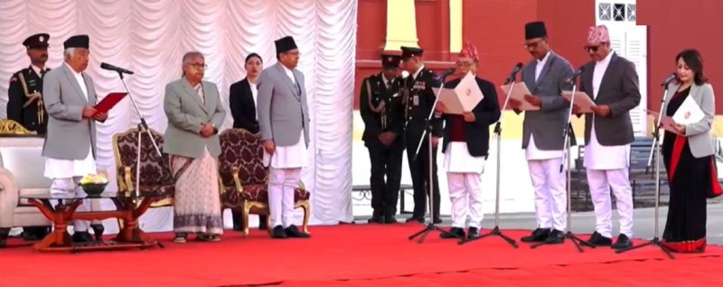 नवनियुक्त चार मन्त्रीले लिए शपथ