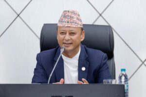 पूर्वमन्त्री दीपक खड्का पक्राउ