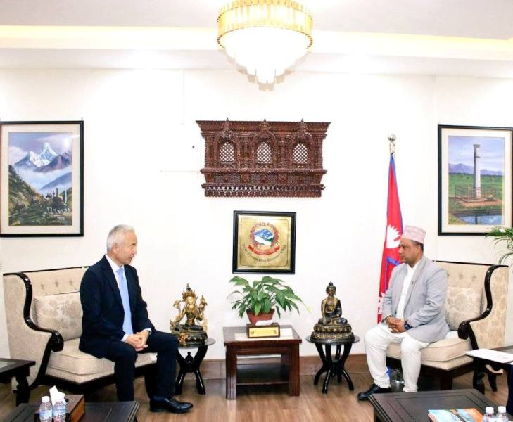 परराष्ट्रमन्त्रीसँग नेपालका लागि जापानका राजदूत तोरूको शिष्टाचार भेट