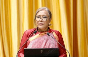 सपना मल्लले लिइन् २० दिन बिदा