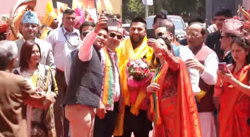 रवि लामिछानेलाई भाजपा मुख्यालयमा भव्य स्वागत