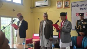 सुदूरपश्चिमका नवनियुक्त मुख्यमन्त्रीले लिए शपथ