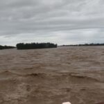 नारायणीमा जलसतह खतराको तहभन्दा माथी, बस्तीमा पस्न थाल्यो बाढी