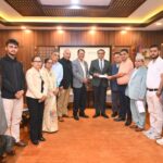 प्रधानमन्त्री दैवी प्रकोप राहत कोषमा नेपाली कांग्रेसबाट एक करोड हस्तान्तरण