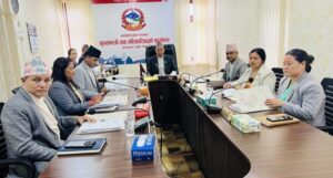 भोटेकोशी बाढी प्रभावितलाई कर्णाली सरकारले २ करोड सहयोग गर्ने