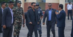 जेन–जी आन्दोलनका शहीदको अनुहारसँग सालिक नमिलेपछि अनावरण नगरी फर्किए गृहमन्त्री गुरुङ