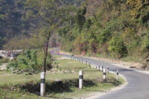 त्रिभुवन र कान्ति राजमार्गमा दुईतर्फी यातायात सञ्चालन