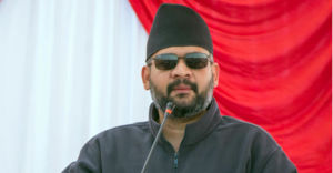 राजनीतिक दबाबमा नपरी काम गर्न प्रहरी निरीक्षकलाई प्रधानमन्त्री बालेनको निर्देशन